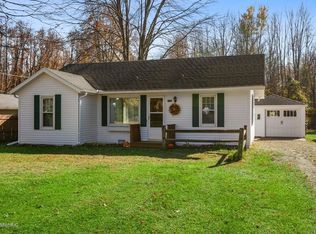 7120 Harbert Rd, Harbert, MI 49115