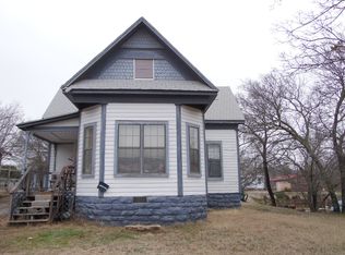 102 E Broadway Ave, Sulphur, OK 73086