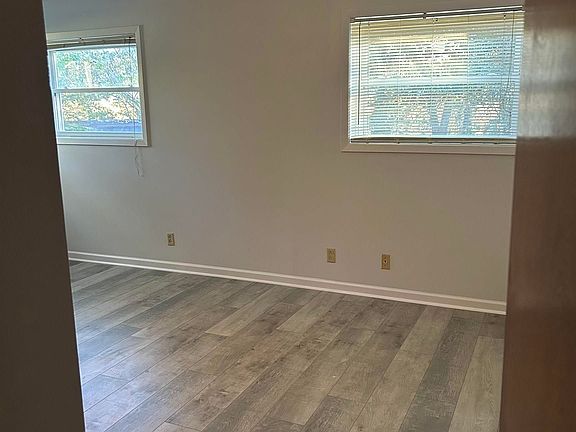 4th image of 118 Lisa Ln