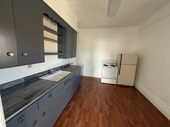 104 W Main St #5