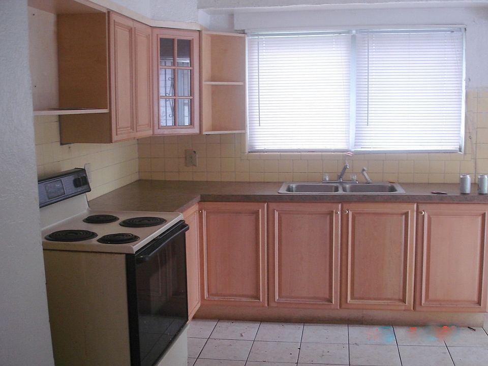 1st image of 409 E Dr Martin Luther King Jr Blvd