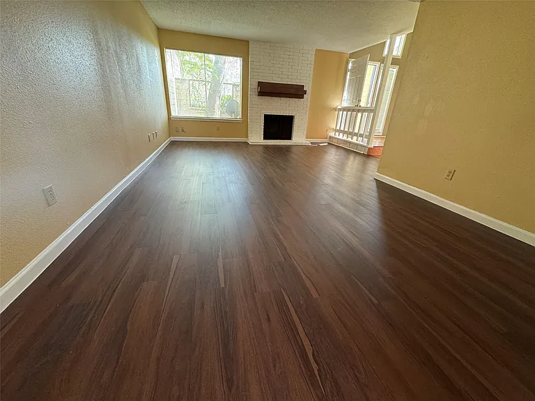 7170 S Dairy Ashford Rd — Photo 4