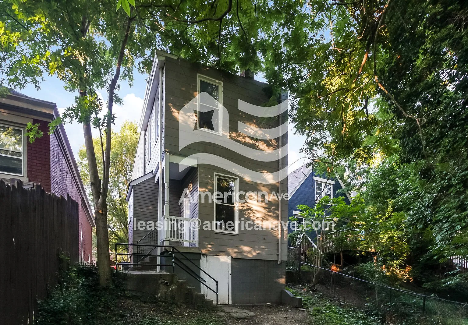 3 bed, 2.0 bath, 1693 sqft, $1,472 — Photo 2