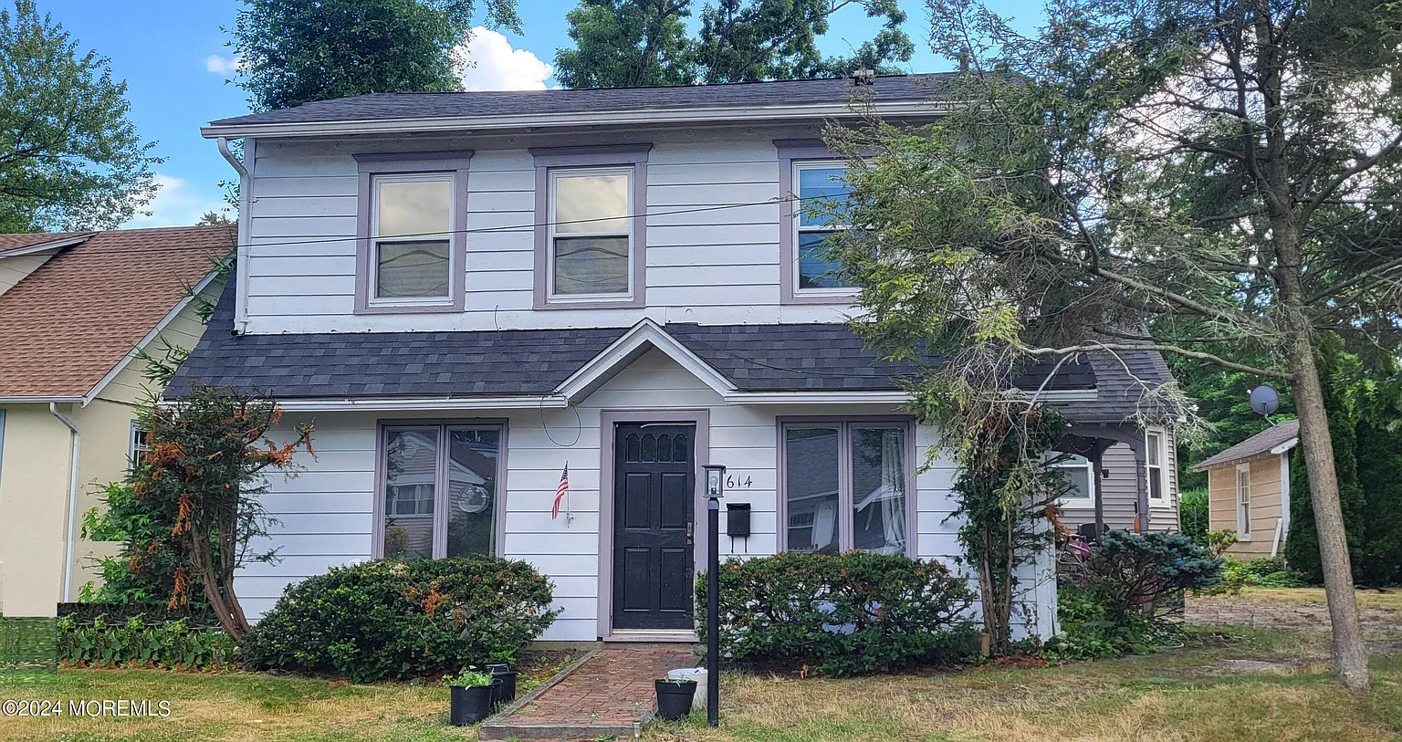 614 Laurel Avenue photo 1