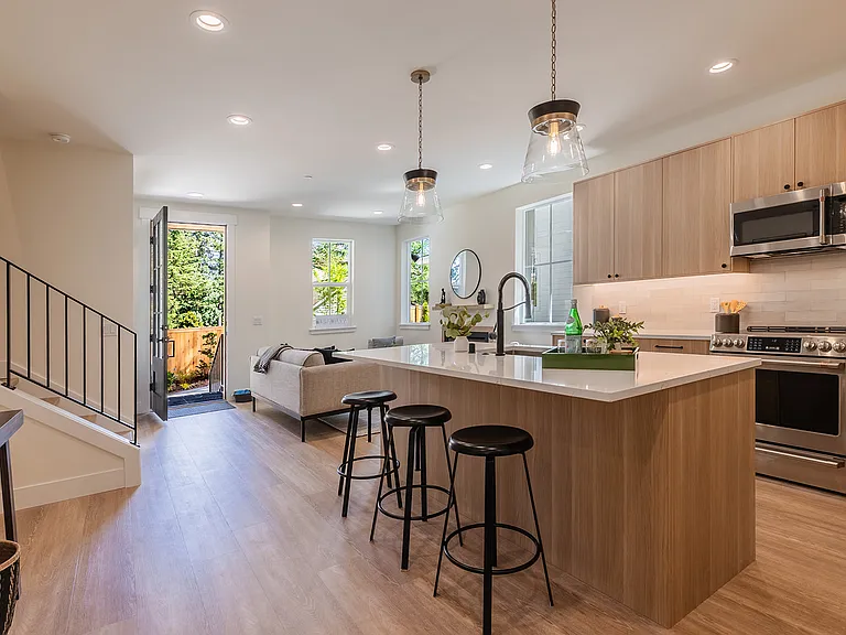 11812 NE 103rd Pl — Photo 6