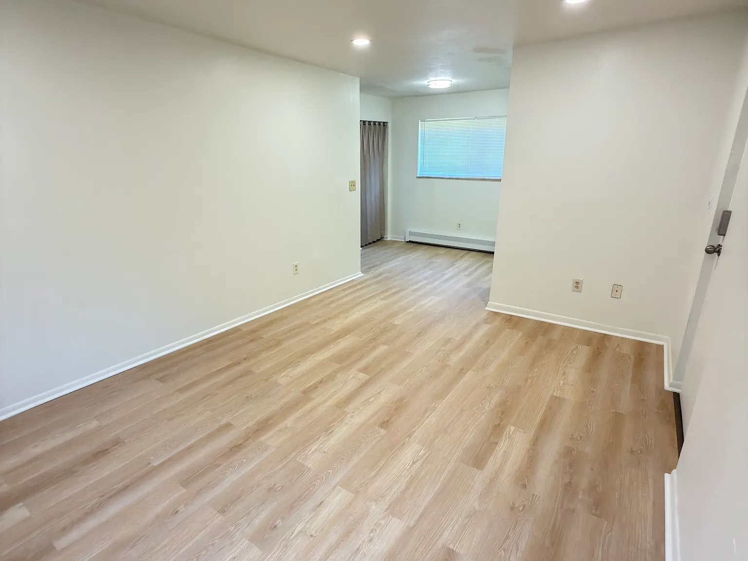 1 bed, 636 sqft, $1,050 — Photo 3