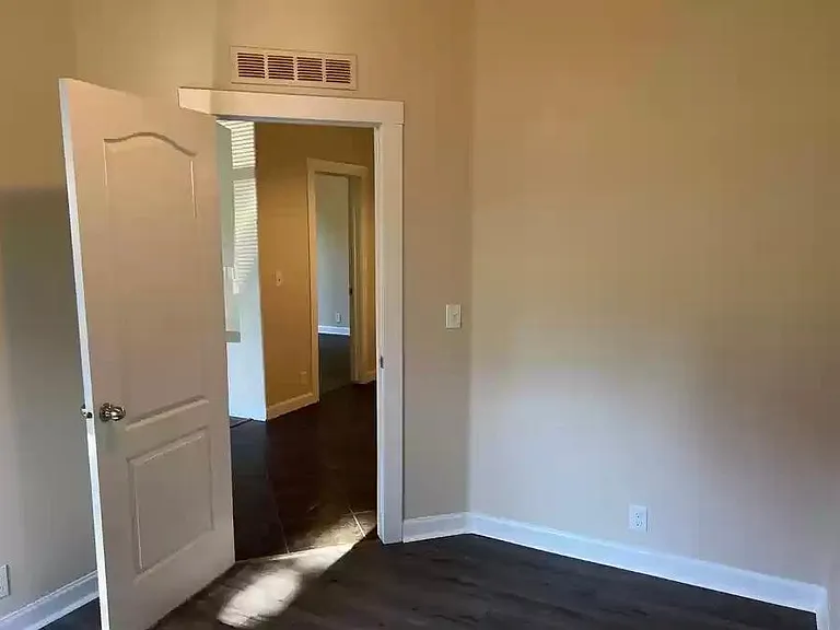 5910 Alfy Way — Photo 4