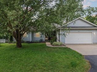 3221 Shortridge Dr, Racine, WI 53402