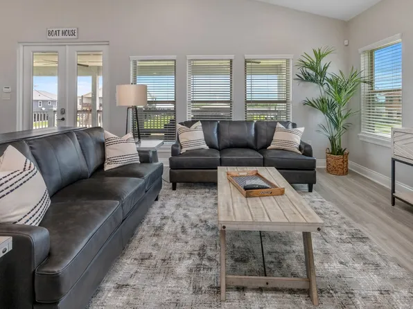 401 N Riverside Ct, Hackberry, LA 70645