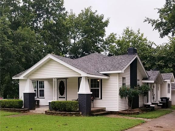 2nd image of 310 S Culver St