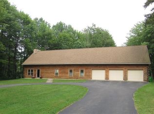 8720 Munson Hill Rd, Ashtabula, OH 44004