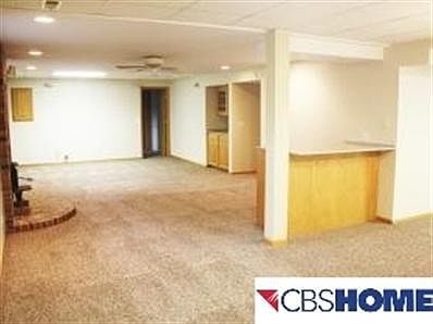 3rd image of 17016 Hickory Cir
