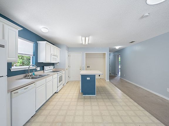 5th image of 5785 Government Dr #5785