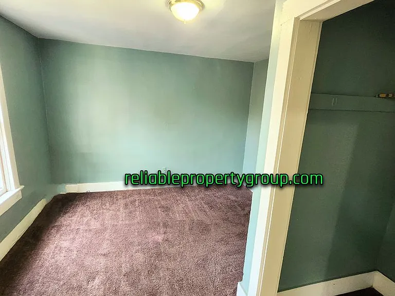 624 Walnut St — Photo 9