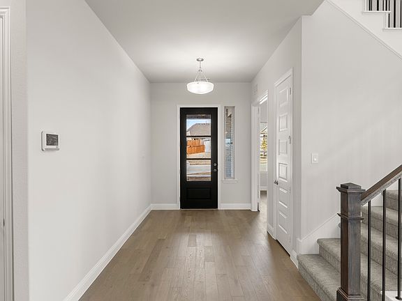 3rd image of 1916 Wishon Rd