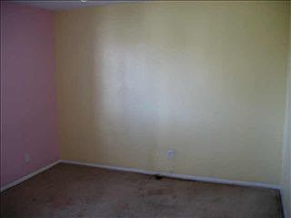 4th image of 1722 Goliad Dr