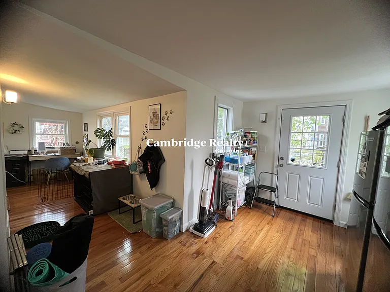 52 Raymond Ave — Photo 8