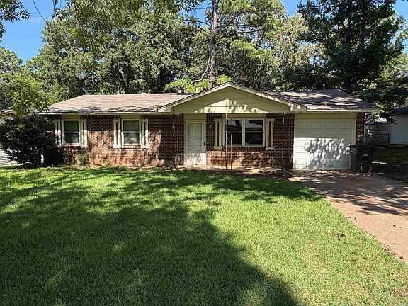 2nd image of 616 Lehman Dr