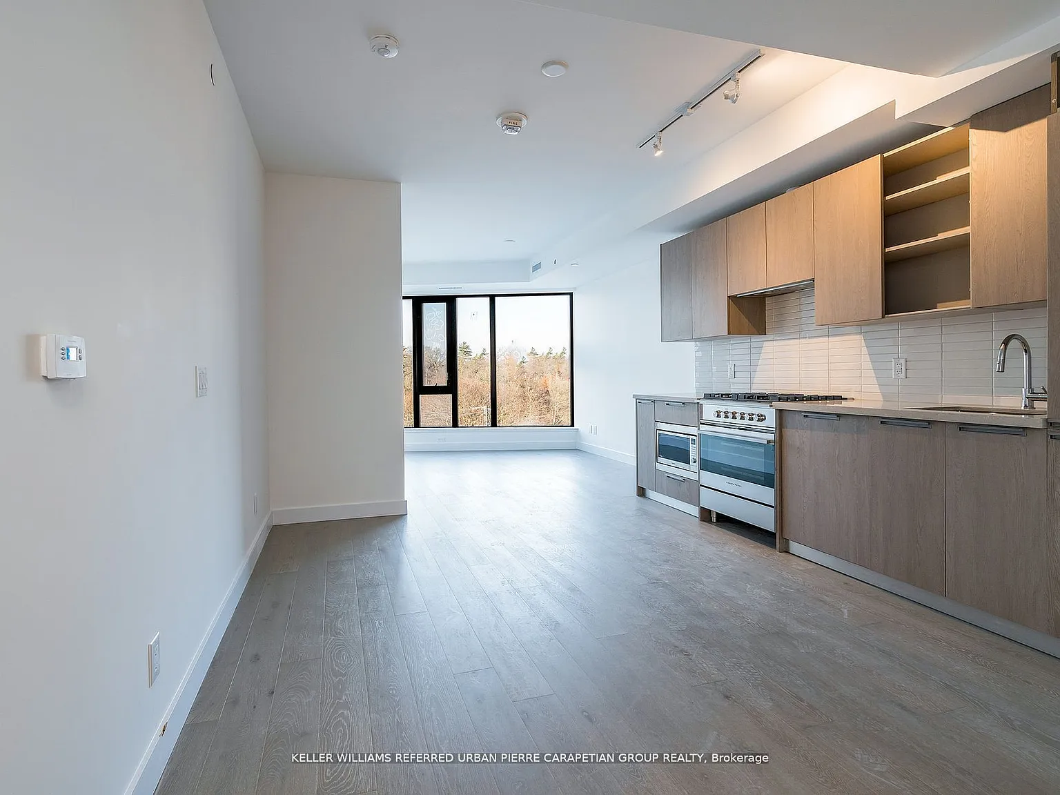 2 bed, $2,900 — Photo 4