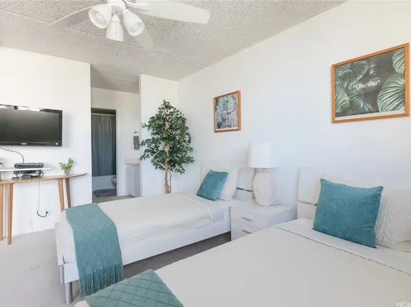 2240 Kuhio Ave APT 1409, Honolulu, HI 96815