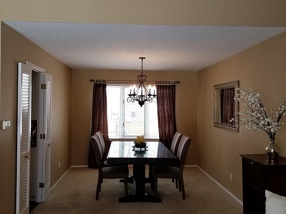 5th image of 1866 Bromton Dr