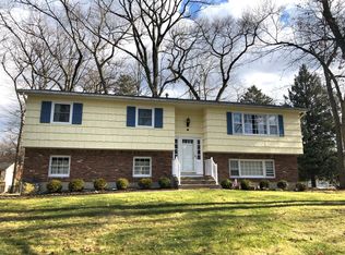 22 Tavo Ln, New City, NY 10956