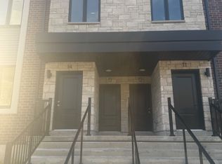 2 Slessor Blvd #13, Grimsby, ON L3M 3T2