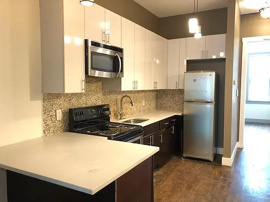 Rented by Lang Realty LLC | media 2