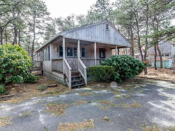 26 King Phillip Road, Wellfleet, MA 02667