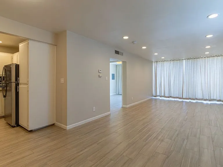 The Q — Photo 25