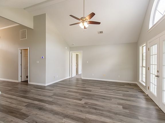 5th image of 4248 Shadowwood Dr