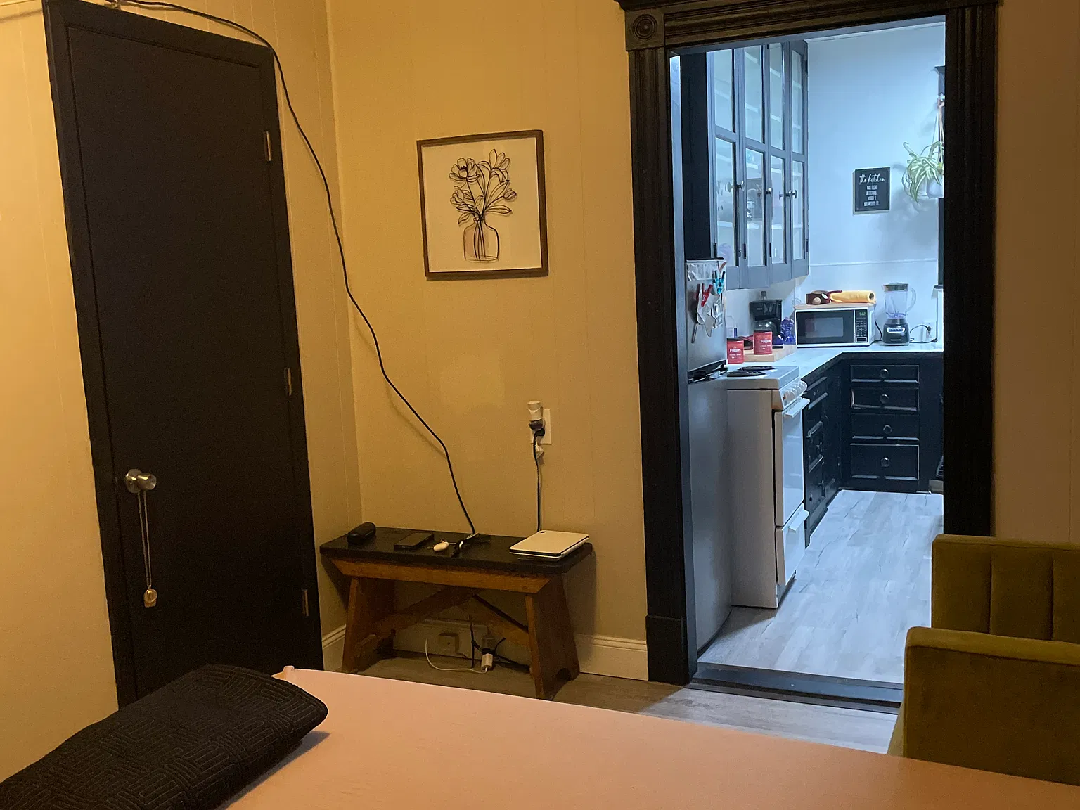 Studio, $1,500 — Photo 3