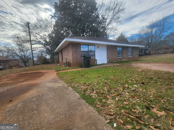 111 Worthy Dr, Thomaston, GA 30286