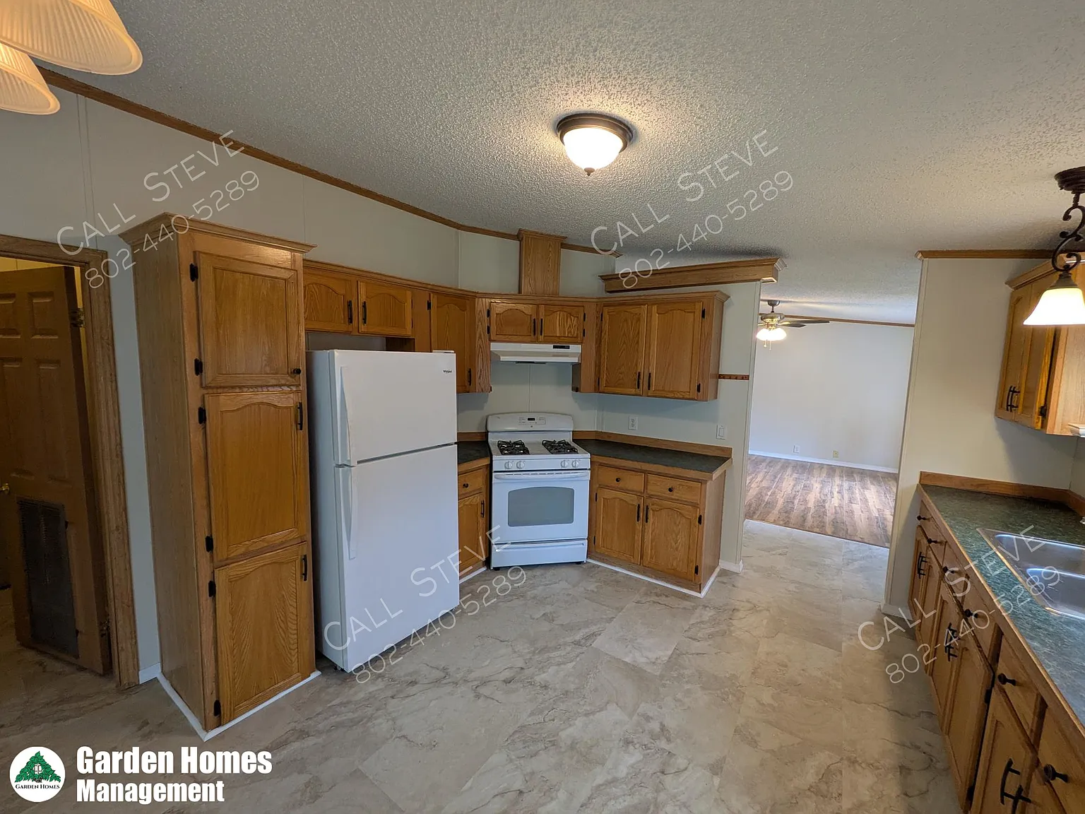 3 bed, 1624 sqft, $2,100 — Photo 2