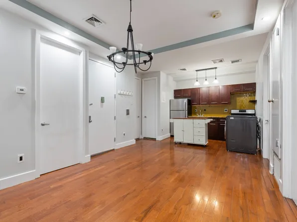 41 Havemeyer Street image 1 of 9