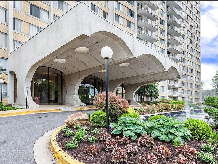 Building entrance