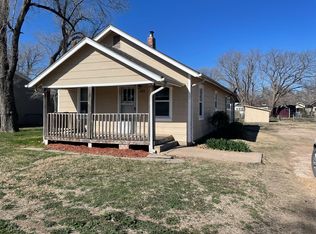 421 Charles St, Hutchinson, KS 67501