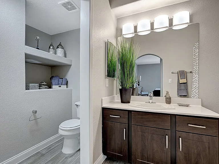 Canyon Villas Apartments — Photo 10