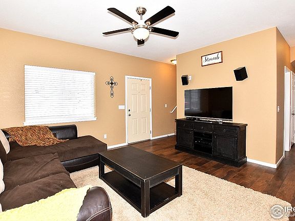 3rd image of 239 Aspen Grove Way