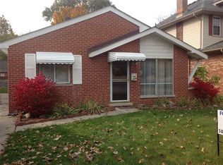 206 S Campbell Rd, Royal Oak, MI 48067