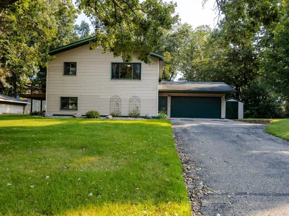 1332 Lori Ave, Detroit Lakes, MN 56501
