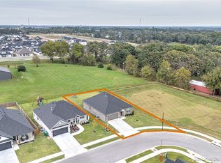 1911 Finnegan St, Bentonville, AR 72713