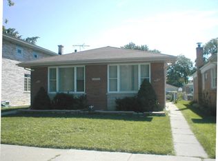 8317 Saint Louis Ave, Skokie, IL 60076
