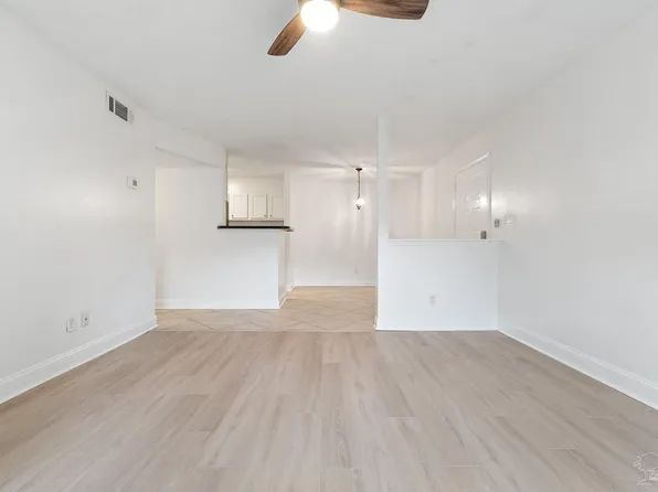 2201 Scenic Hwy APT K3, Pensacola, FL 32503