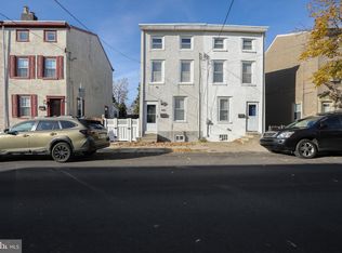 440 Lemonte St, Philadelphia, PA 19128