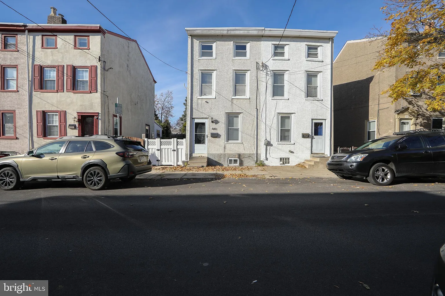 440 Lemonte St photo 1