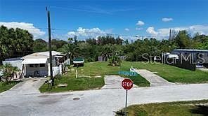 3rd image of 6981 Edgewater Dr #40