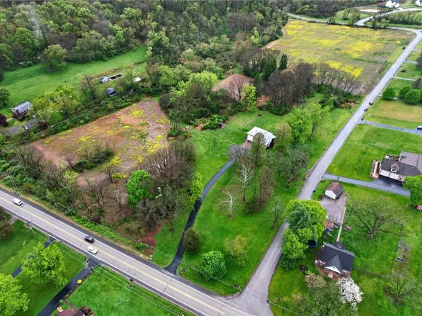 214 S Pike Rd, Sarver, PA 16055