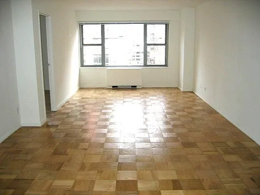 Rented by Weichert Manhattan Midtown | media 8