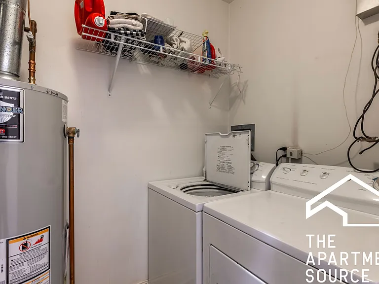 1350 W Augusta Blvd #201 — Photo 11